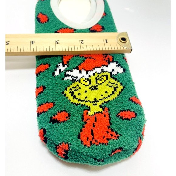Dr. Seuss The Grinch Fuzzy Sock House Slippers 2pk Green Christmas Ankle Socks - Picture 5 of 6